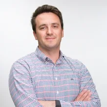 Alastair Sanderson headshot.